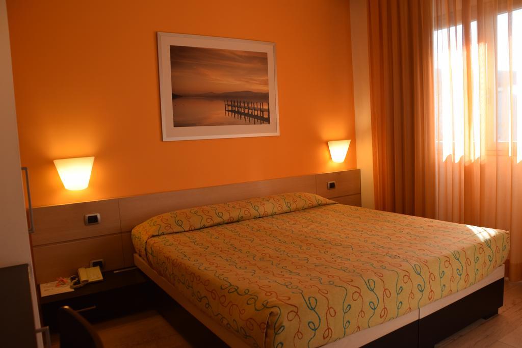 Hotel I Cedri Скандиччи Экстерьер фото